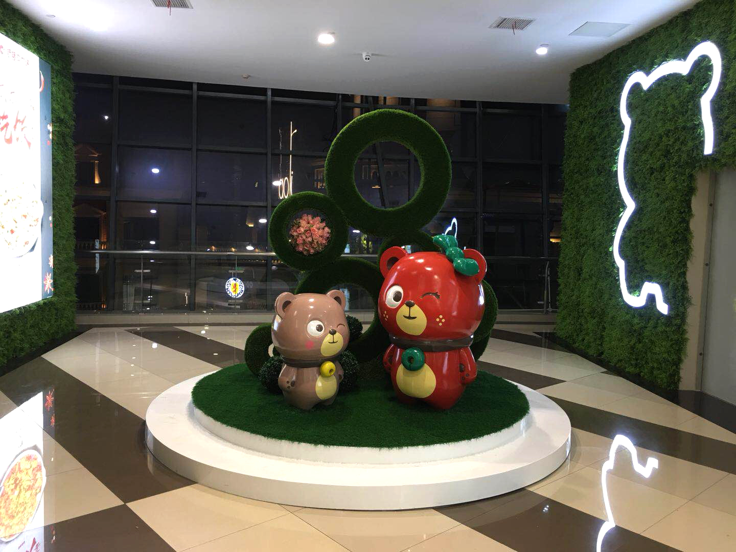  九江铜锣湾广场 美陈网站 美陈前沿 