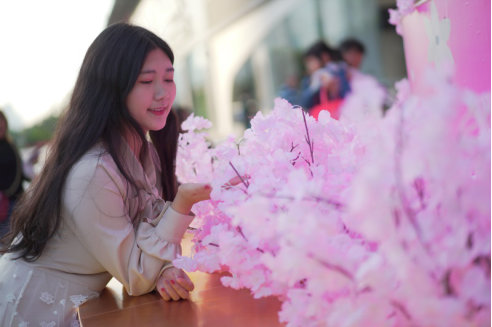  深圳世纪汇 美陈网站 美陈前沿 