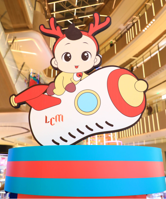  上海LCM置汇旭辉广场 美陈网站 美陈前沿 