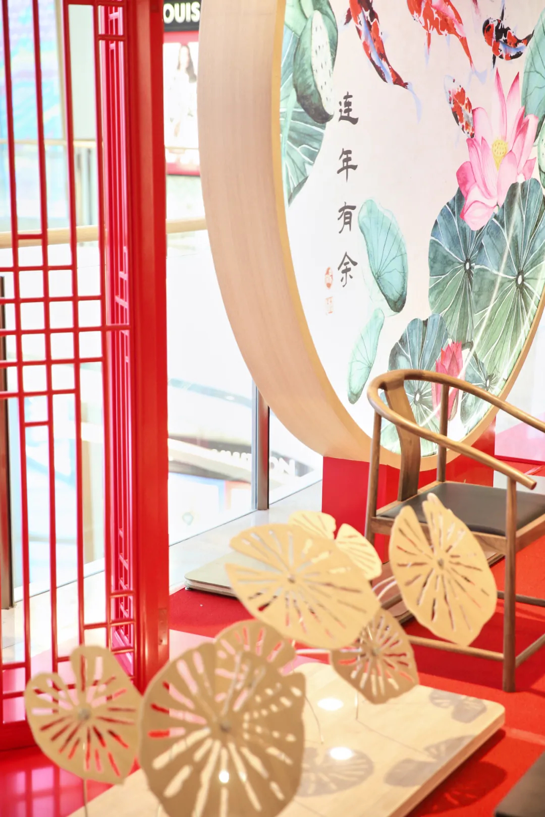 解锁时髦精们都喜欢凹造型的「年·有余」新春主题美陈活动策划吧 美陈网站 美陈前沿 