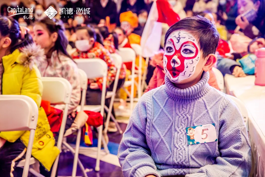 原创IP凯西兔主题街区活动策划很丰富，场景打卡更明亮有趣 美陈网站 美陈前沿 