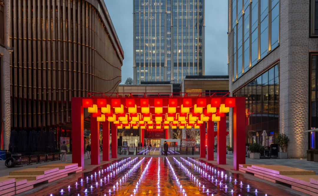 魔都「就地过年」新春展览活动策划200盏灯，化身时髦的璀璨灯海 美陈网站 美陈前沿 