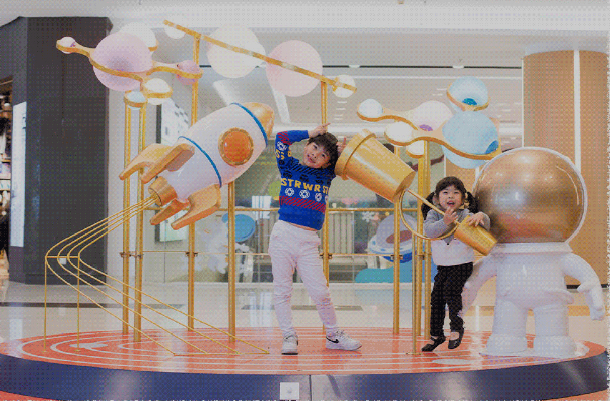 罗宾森广场今年的圣诞节主题展览活动策划已牵手太空，去遨游吧 美陈网站 美陈前沿 