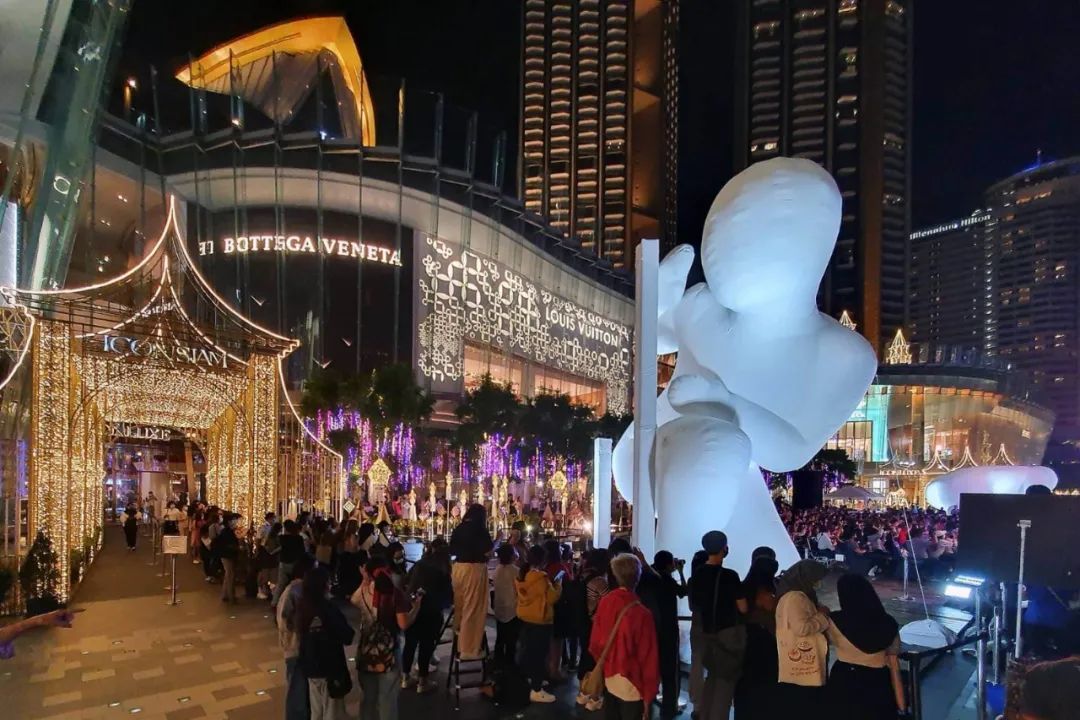 曼谷MAGIC COMES ALIVE圣诞节主题活动策划的灯光秀已成打卡胜地 美陈网站 美陈前沿 
