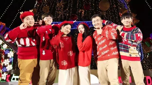 圣诞主题快闪店邀你打卡兑换愿望“亲”单，还BilingBilingBiling的 美陈网站 美陈前沿 