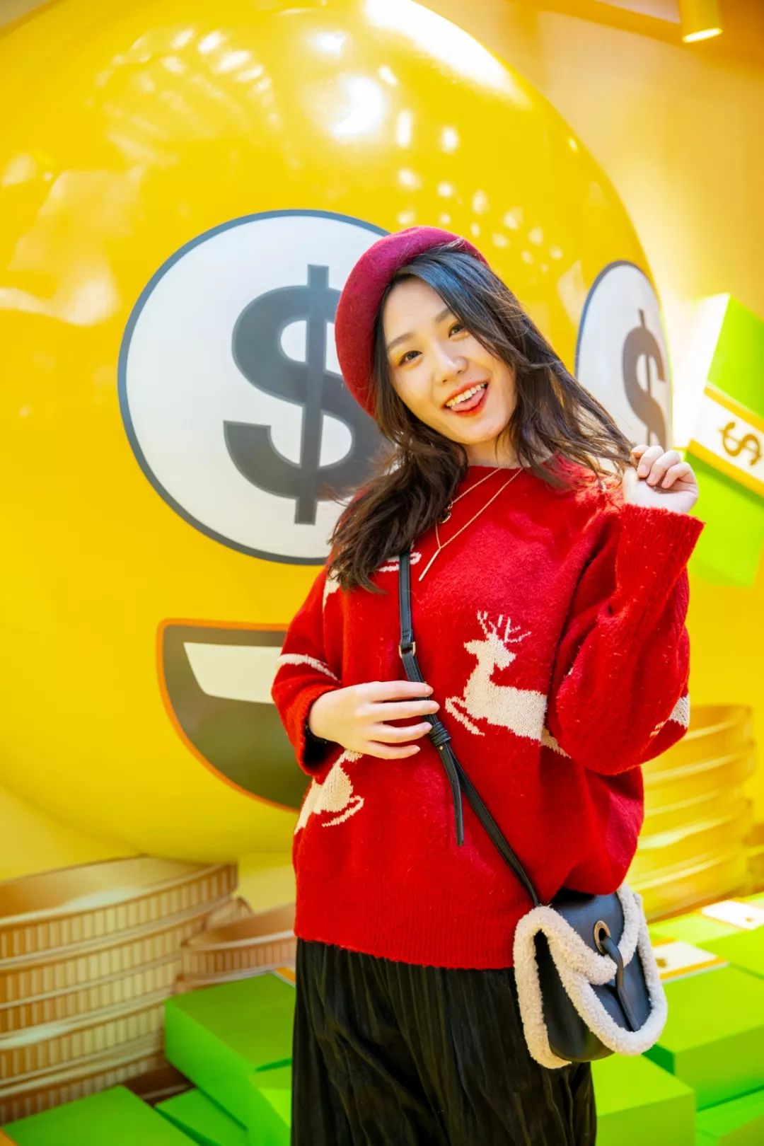 emoji快闪店带你开启一段奇乐之旅，拍照打卡都要你好看 美陈网站 美陈前沿 
