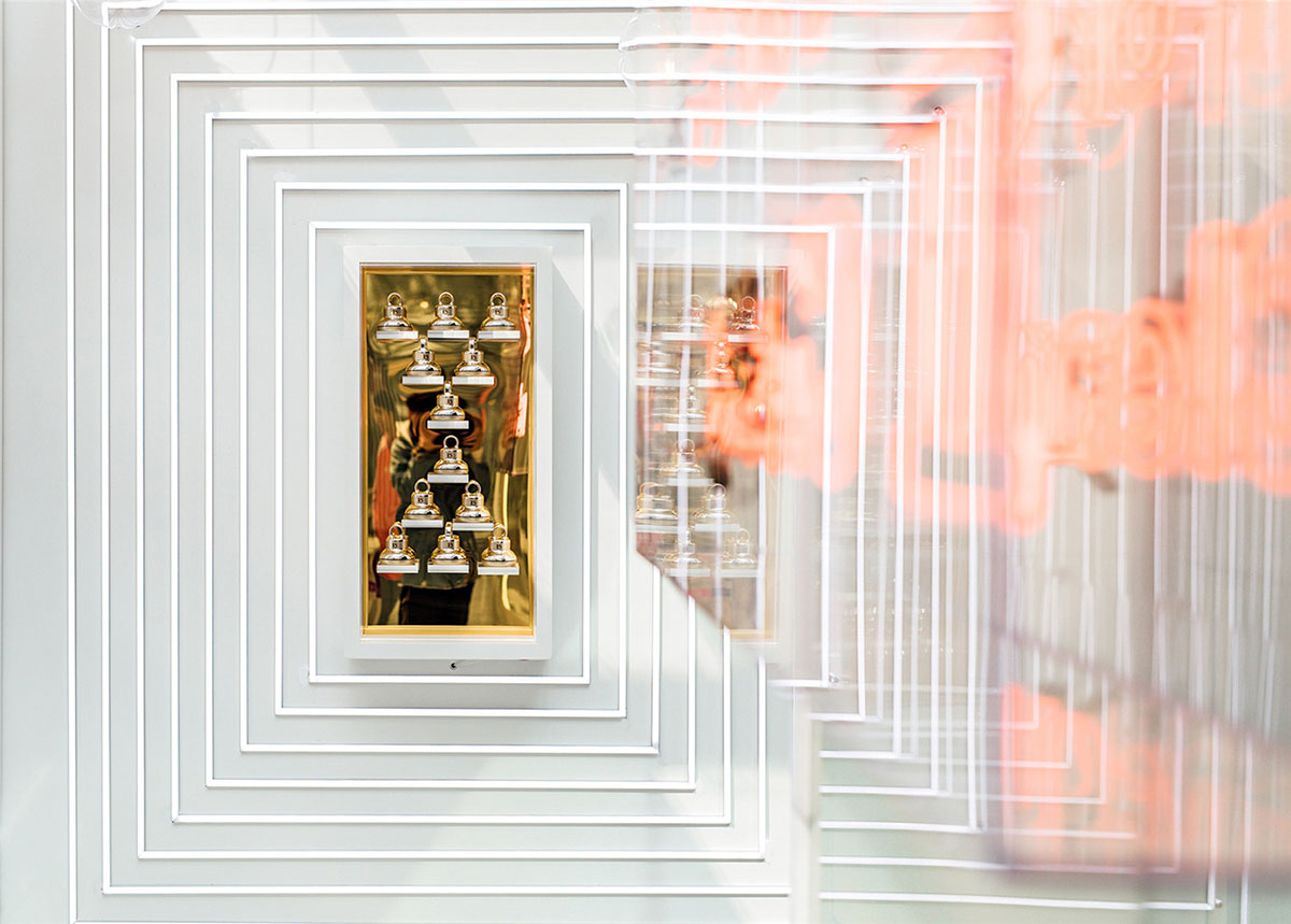 Easternsoo快闪店活动以一个未来感的容器体现了一个生态系统 美陈网站 美陈前沿 