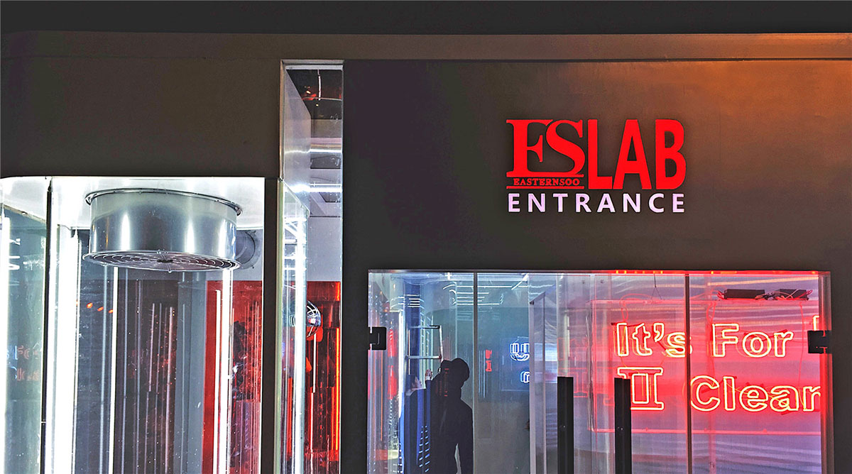 Easternsoo快闪店活动以一个未来感的容器体现了一个生态系统 美陈网站 美陈前沿 