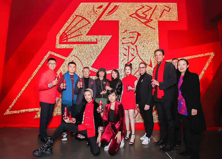 红色经典的沉浸式艺术庆典活动融汇了中西方文化，鸿运当头 美陈网站 美陈前沿 