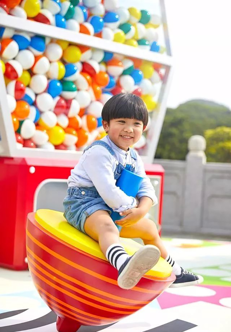 大型互动主题快闪店展览带你重拾童心，回味儿时游乐场的欢乐 美陈网站 美陈前沿 