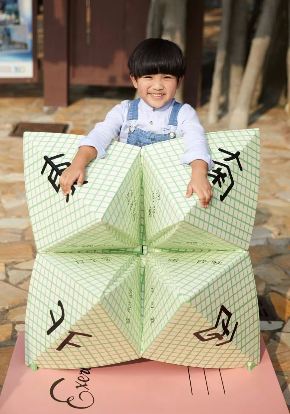 大型互动主题快闪店展览带你重拾童心，回味儿时游乐场的欢乐 美陈网站 美陈前沿 