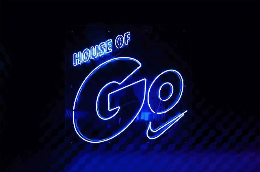 芝加哥快闪店活动策划了一个多彩的卡通仙境，在这里跑步可美了 美陈网站 美陈前沿 