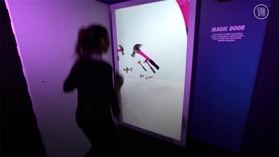 芝加哥快闪店活动策划了一个多彩的卡通仙境，在这里跑步可美了 美陈网站 美陈前沿 