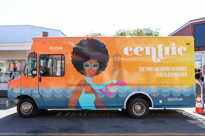 移动式快闪店活动主角竟是一辆礼品卡车，游击派对活动开播咯 美陈网站 美陈前沿 