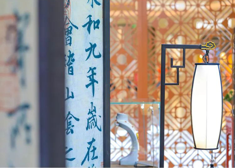 跨越时空 融合新生，快闪店会展活动传递了东方美学与西方艺术的文化交融 美陈网站 美陈前沿 