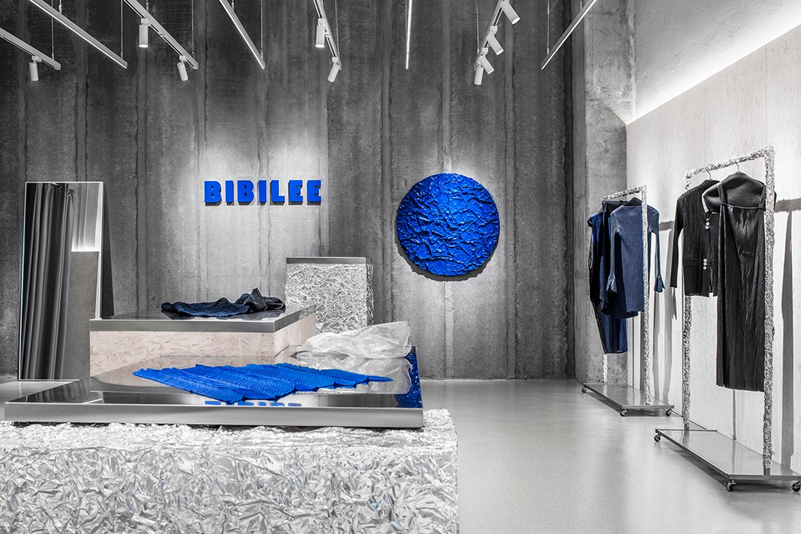 BIBILEE品牌快闪店展览活动的极简空间赋予了区域新的生命 美陈网站 美陈前沿 
