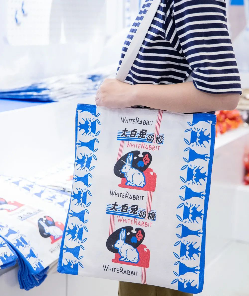 大白兔冷饮快闪店活动亮相成都，策划的五大IP装置满是儿时记忆 美陈网站 美陈前沿 