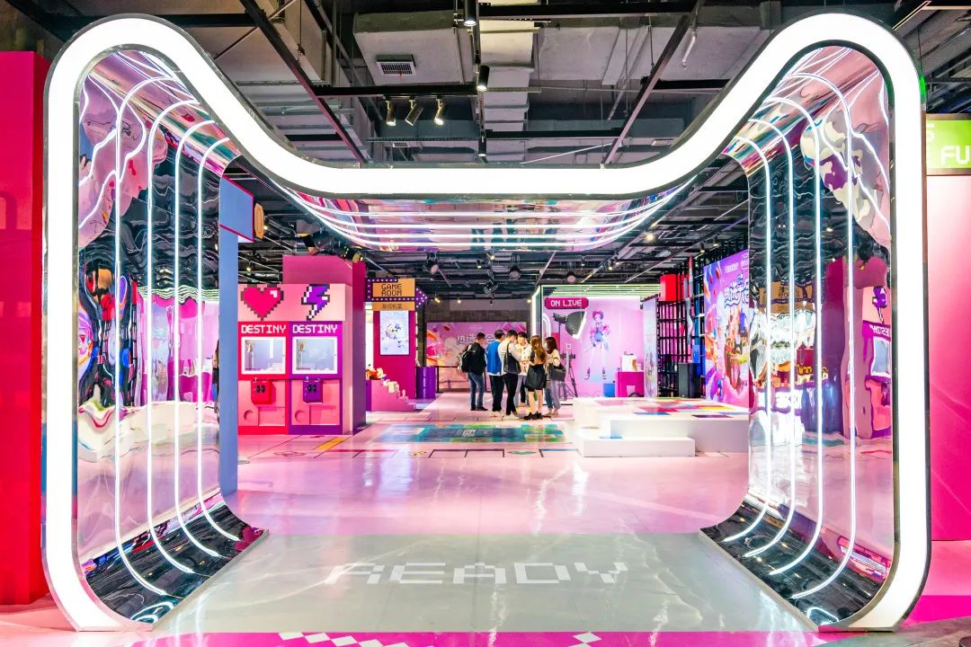 天猫双十一预售选品快闪店活动策划满屏的珊瑚红太震撼了 美陈网站 美陈前沿 