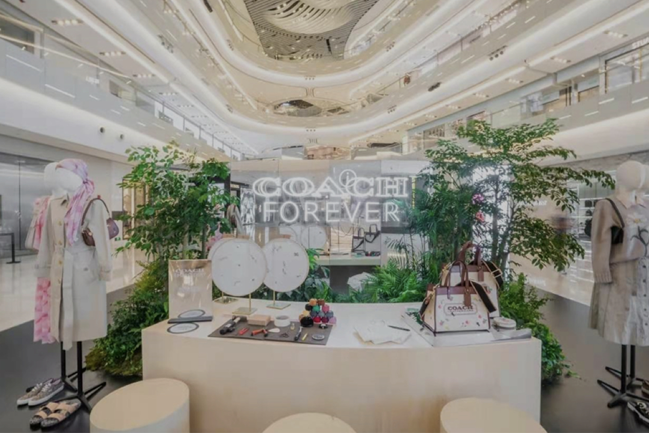 Coach Forever森林秘境快闪店活动策划焕发出春日的灵动气息 美陈网站 美陈前沿 
