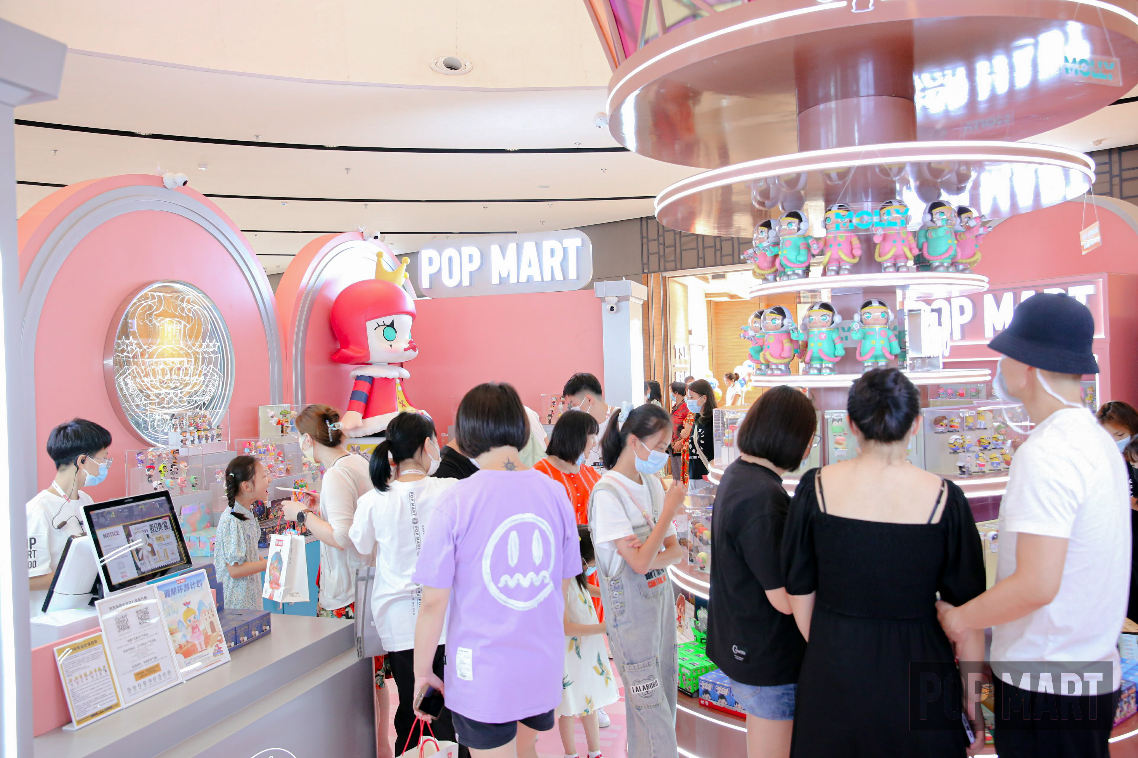 POP MART 十五周年美陈展——武汉江宸天街&青岛万象城|空间|展陈设计|辉联文化 - 原创作品  美陈网站 美陈前沿 