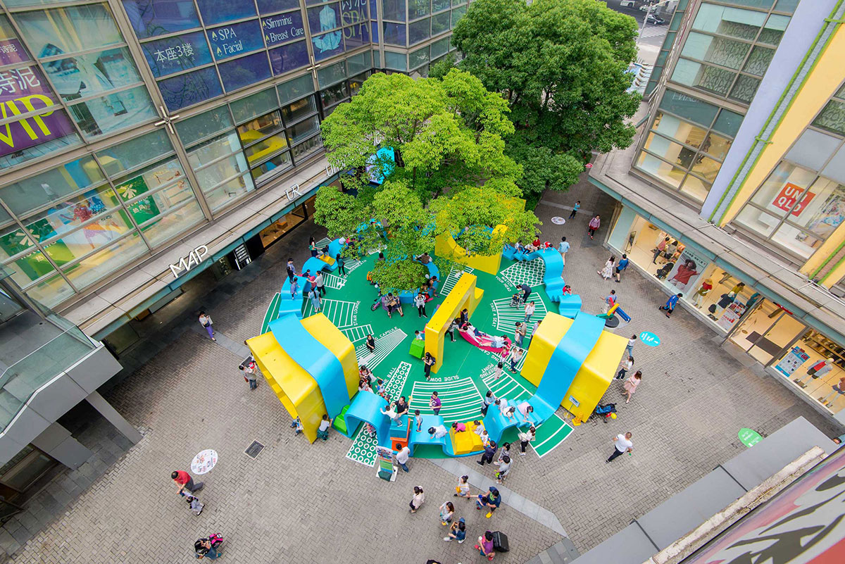 以互动为主导的美陈设计更能吸引游客驻留，同样也带动了周围的商圈 美陈网站 美陈前沿 