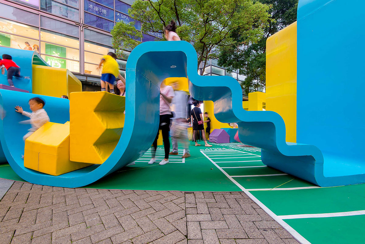 以互动为主导的美陈设计更能吸引游客驻留，同样也带动了周围的商圈 美陈网站 美陈前沿 