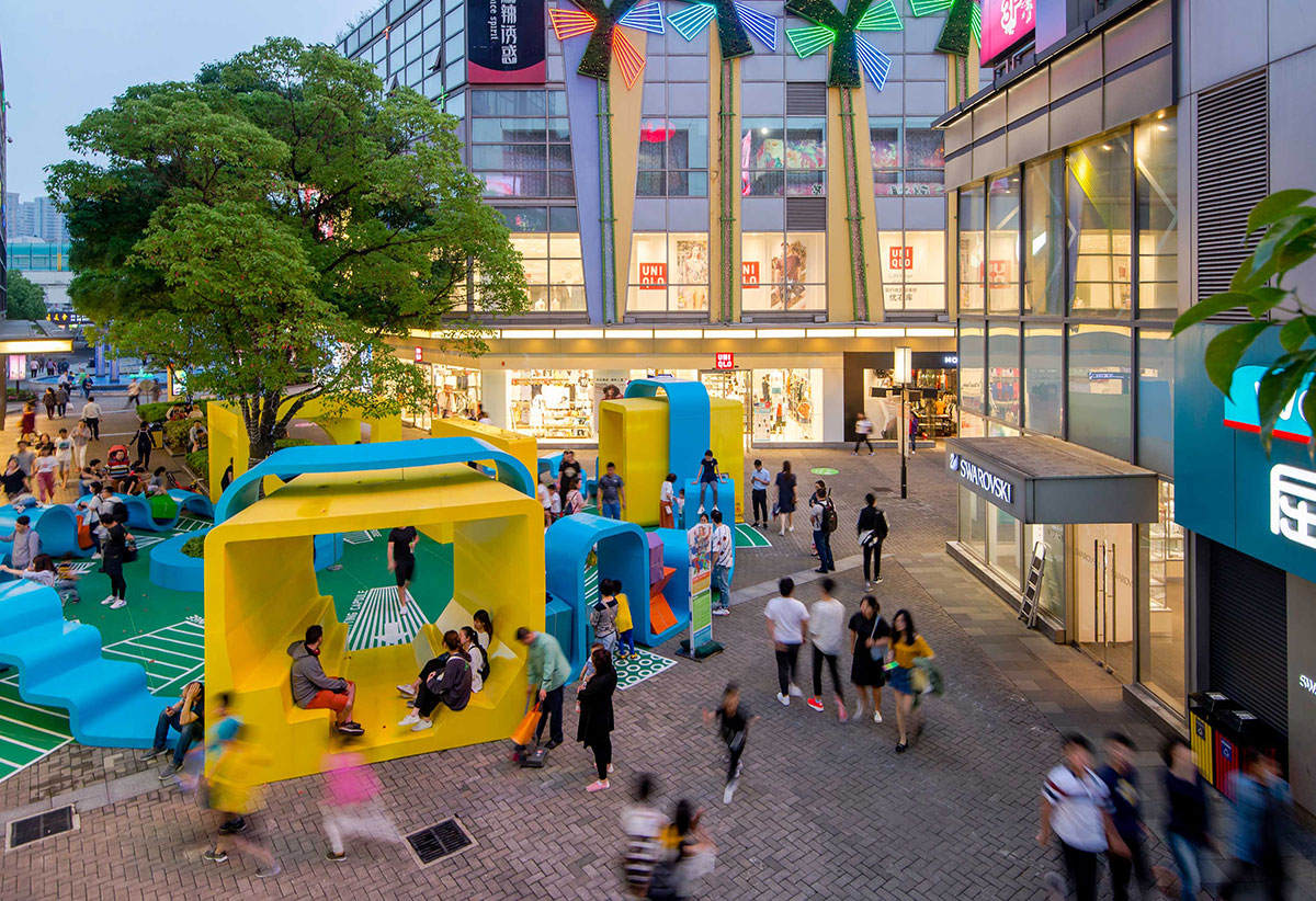 以互动为主导的美陈设计更能吸引游客驻留，同样也带动了周围的商圈 美陈网站 美陈前沿 