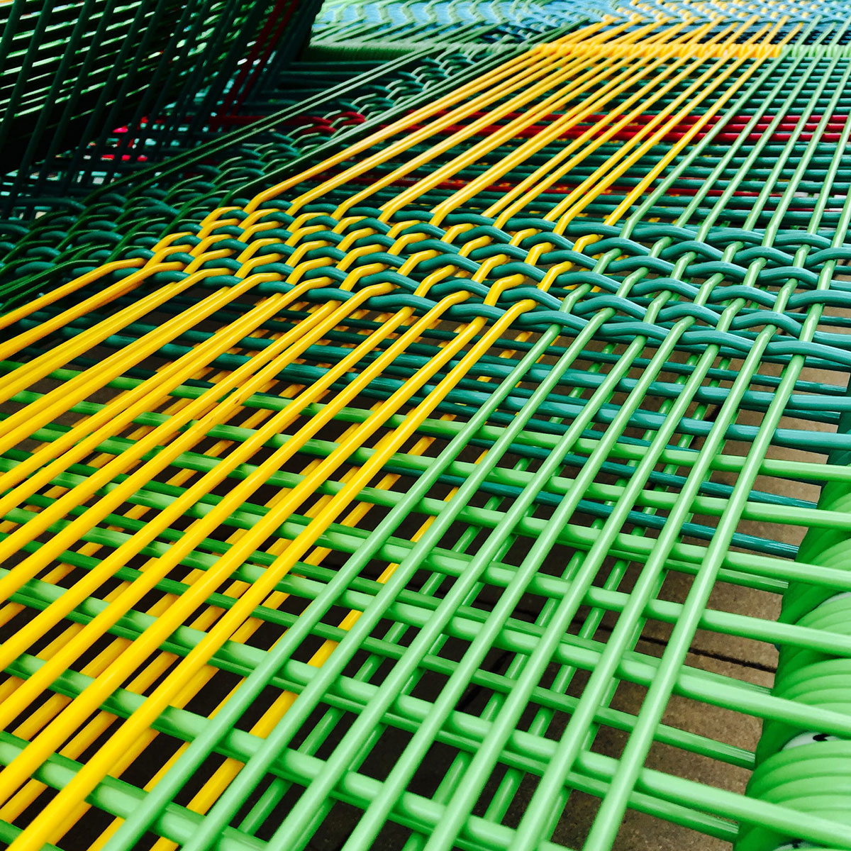 丹佛艺术博物馆对面的这个互动美陈设计，居然还能敲击出属于自己的个性化声音 美陈网站 美陈前沿 