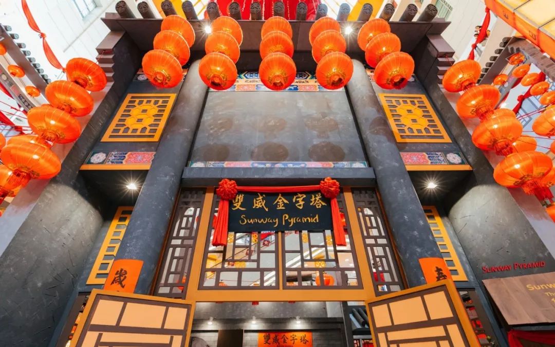 新春商场展览活动就该别开生趣，就算中西合璧也是年味十足 美陈网站 美陈前沿 