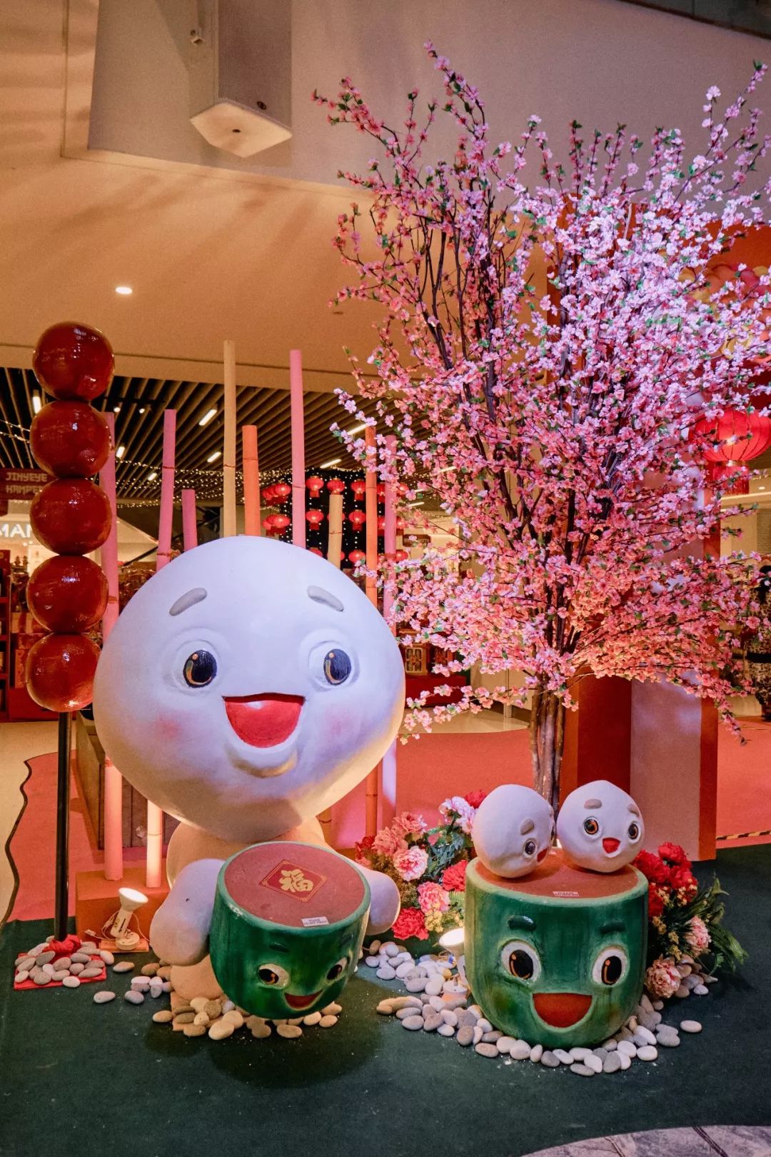新春商场展览活动就该别开生趣，就算中西合璧也是年味十足 美陈网站 美陈前沿 