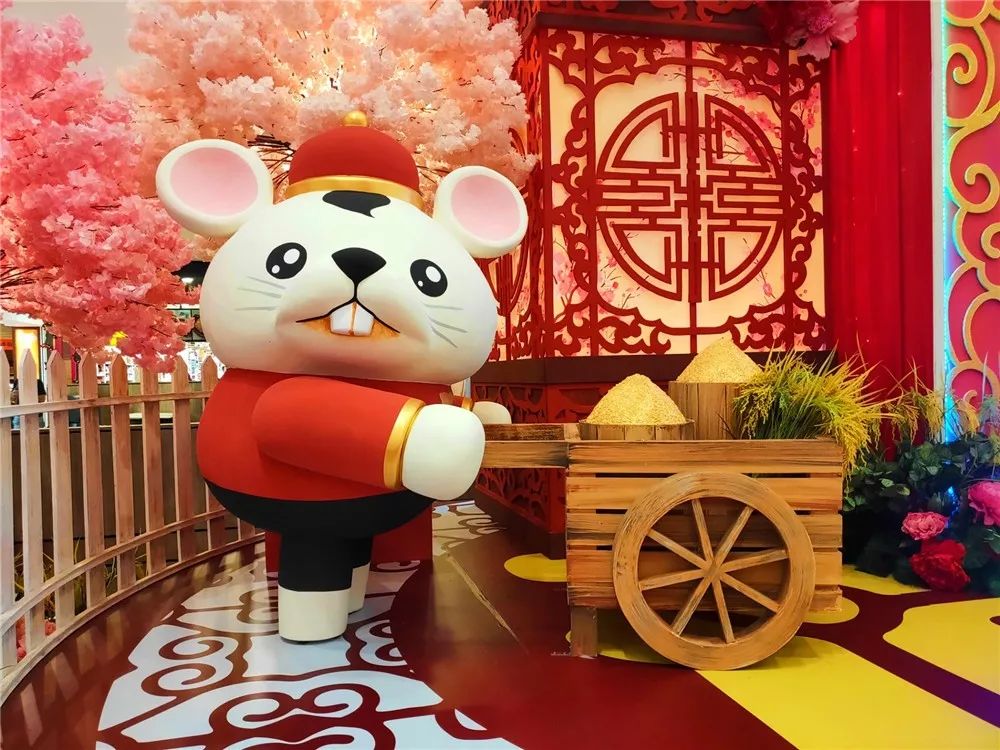 新春商场展览活动就该别开生趣，就算中西合璧也是年味十足 美陈网站 美陈前沿 