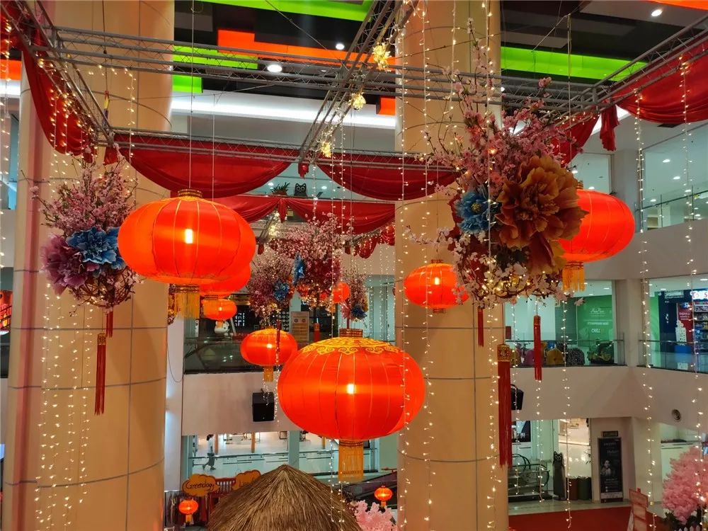 新春商场展览活动就该别开生趣，就算中西合璧也是年味十足 美陈网站 美陈前沿 