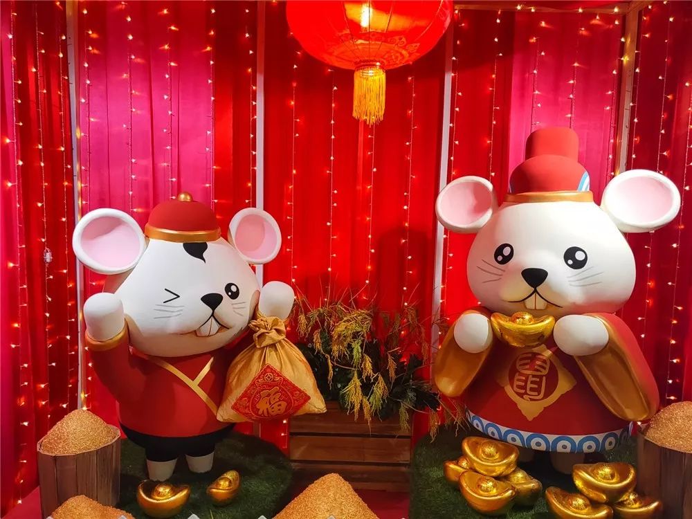 新春商场展览活动就该别开生趣，就算中西合璧也是年味十足 美陈网站 美陈前沿 