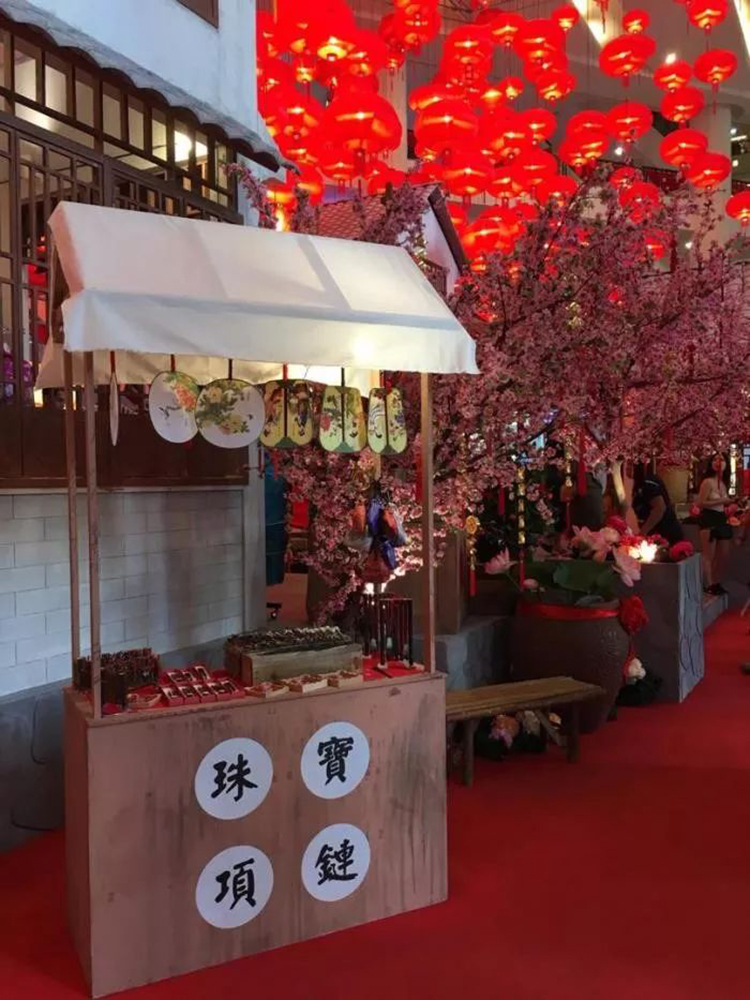 新春商场展览活动就该别开生趣，就算中西合璧也是年味十足 美陈网站 美陈前沿 