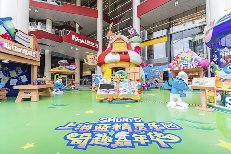 蓝精灵主题嘉年华活动开启游园互动活动，策划的6大打卡展区好吸睛 美陈网站 美陈前沿 