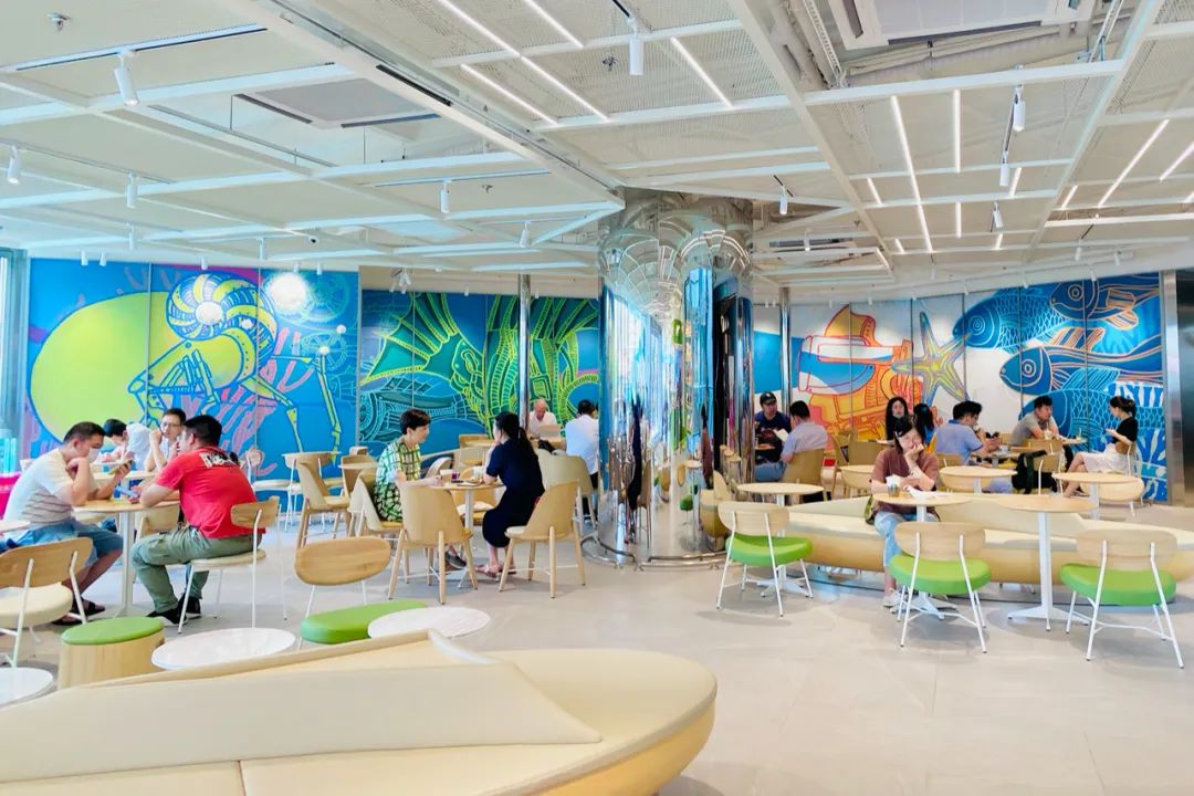 星巴克美人鱼艺术主题展览活动装置的茶云很萌萌哒 美陈网站 美陈前沿 