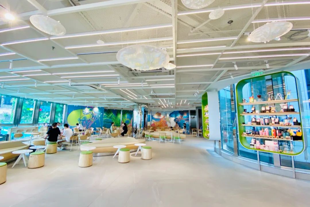 星巴克美人鱼艺术主题展览活动装置的茶云很萌萌哒 美陈网站 美陈前沿 