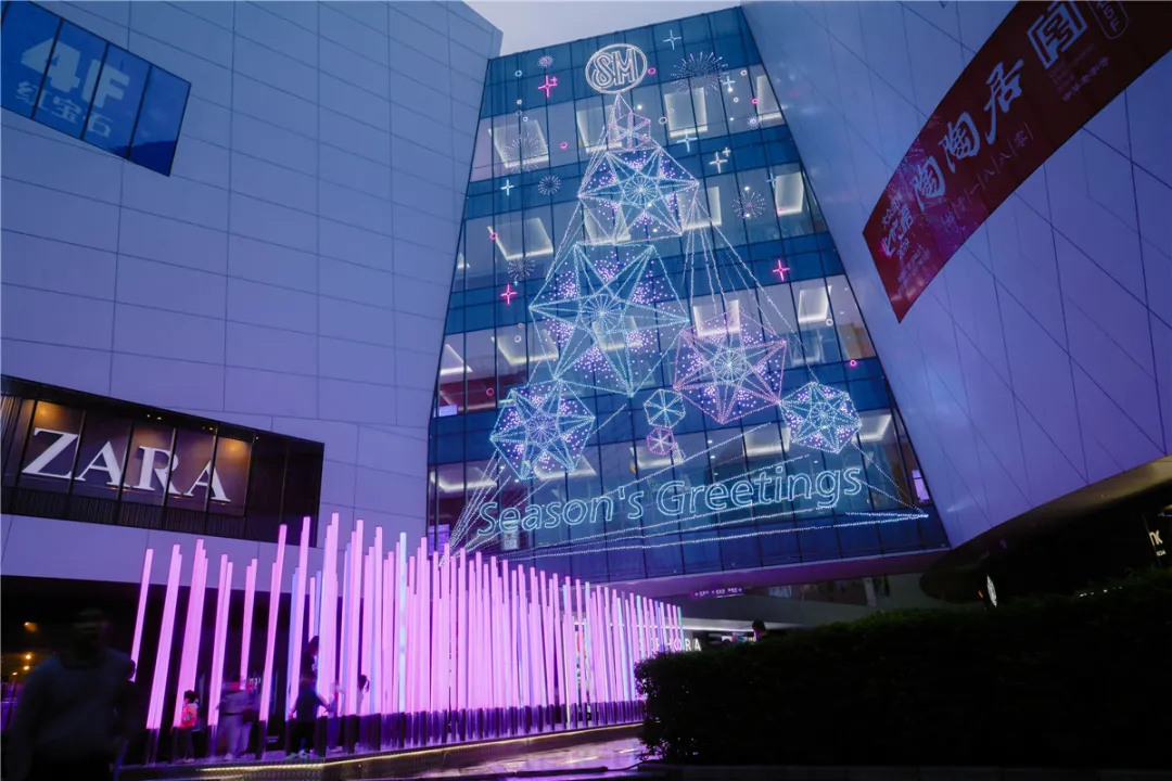厦门SM幻彩圣诞主题展览活动策划16米宝石般圣诞树闪闪惹人爱 美陈网站 美陈前沿 