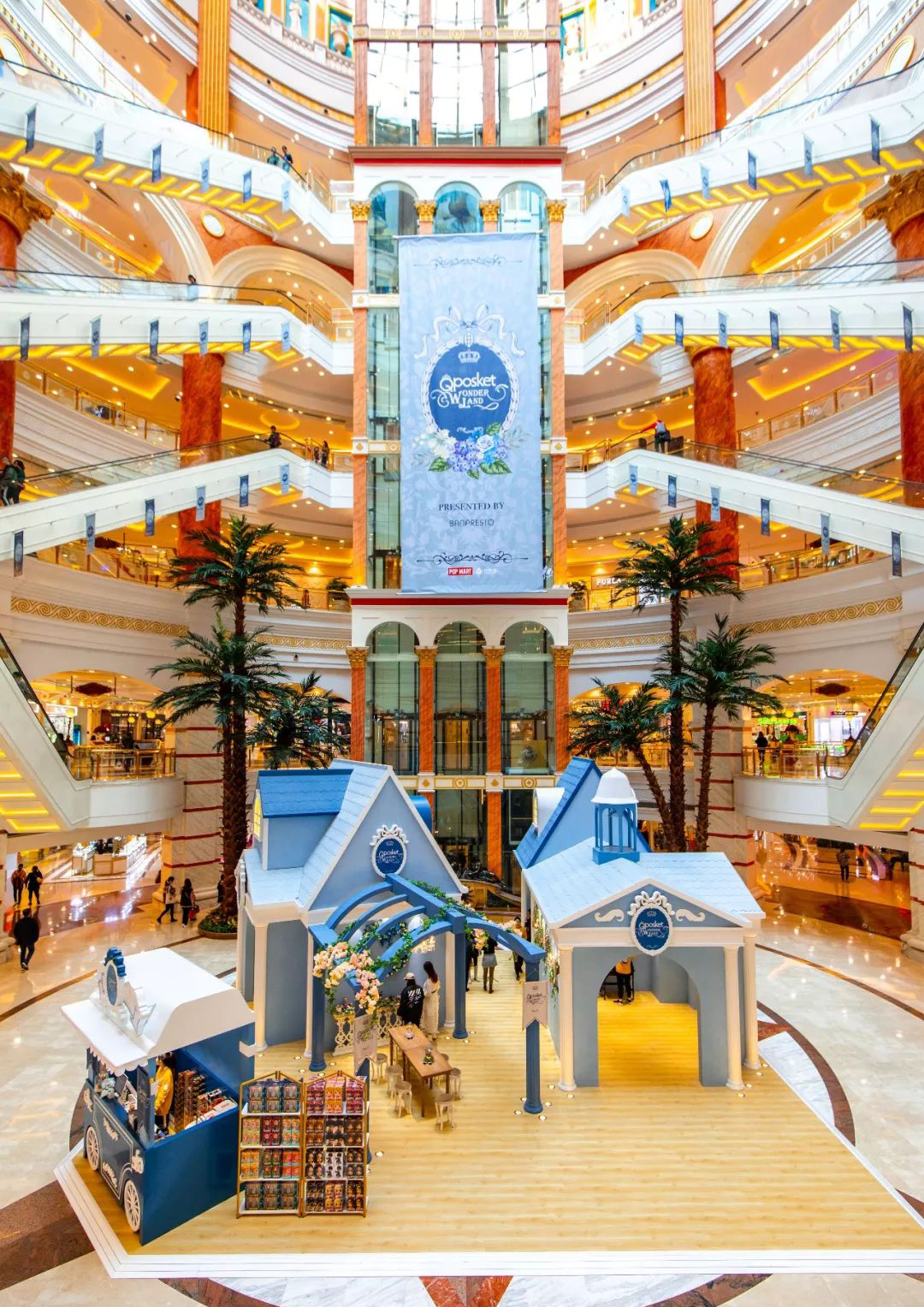 圣诞美陈星光璀璨点亮冬夜，又一精美绝伦童话镇落地了 美陈网站 美陈前沿 