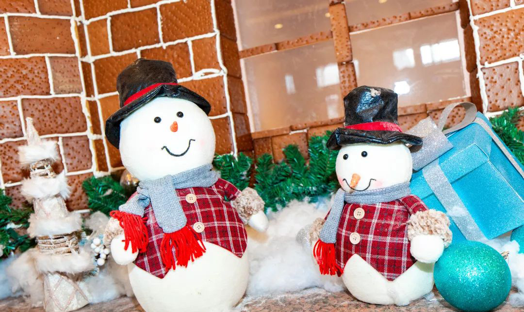 圣诞美陈星光璀璨点亮冬夜，又一精美绝伦童话镇落地了 美陈网站 美陈前沿 