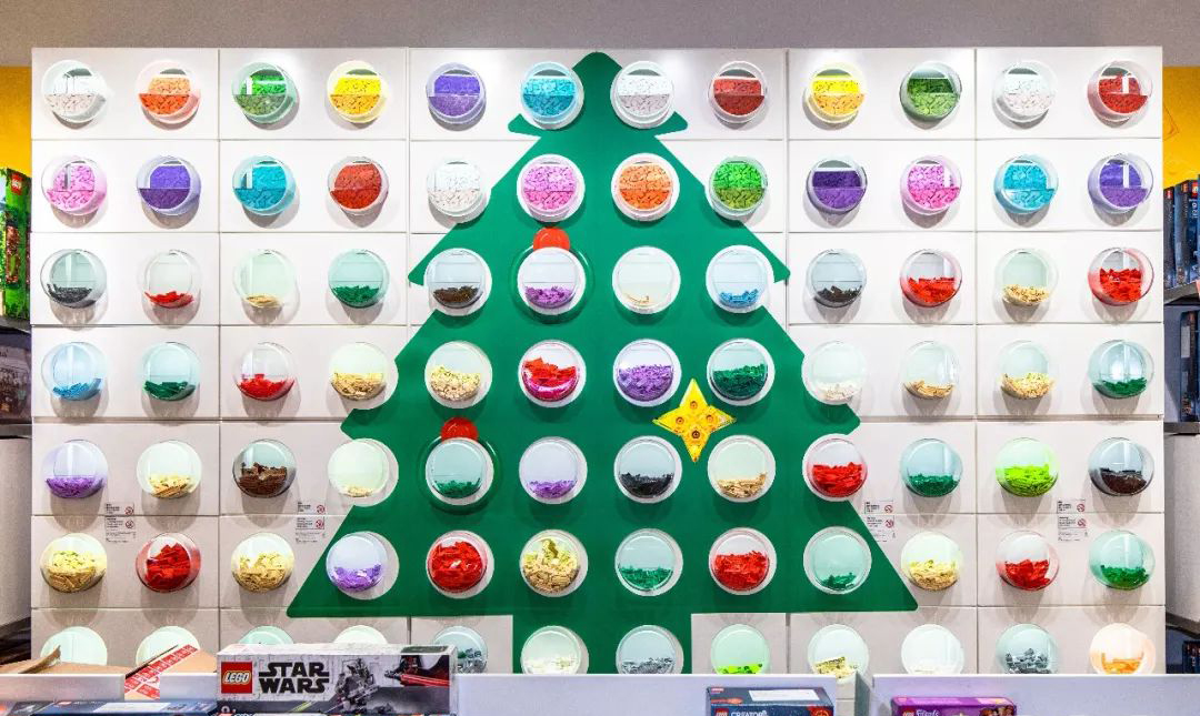 圣诞美陈星光璀璨点亮冬夜，又一精美绝伦童话镇落地了 美陈网站 美陈前沿 