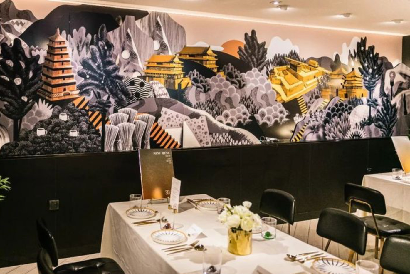 安在餐厅里的历史展览策划，异域文化元素更是惊鸿一瞥 美陈网站 美陈前沿 