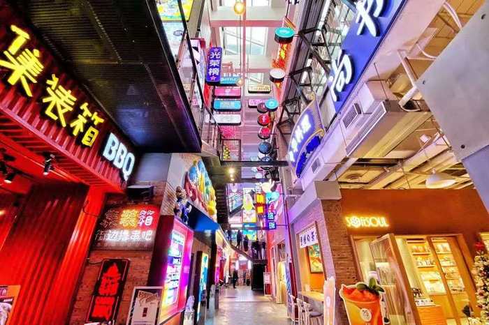 国潮风街区展览活动首次换新，新版视觉打卡效果更佳｜国潮范这么闪 美陈网站 美陈前沿 