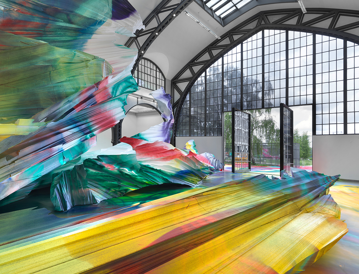 A Prismatic Installation with Giant, Abstract Forms Sweeps Across a Berlin Museum | Colossal 美陈网站 美陈前沿 
