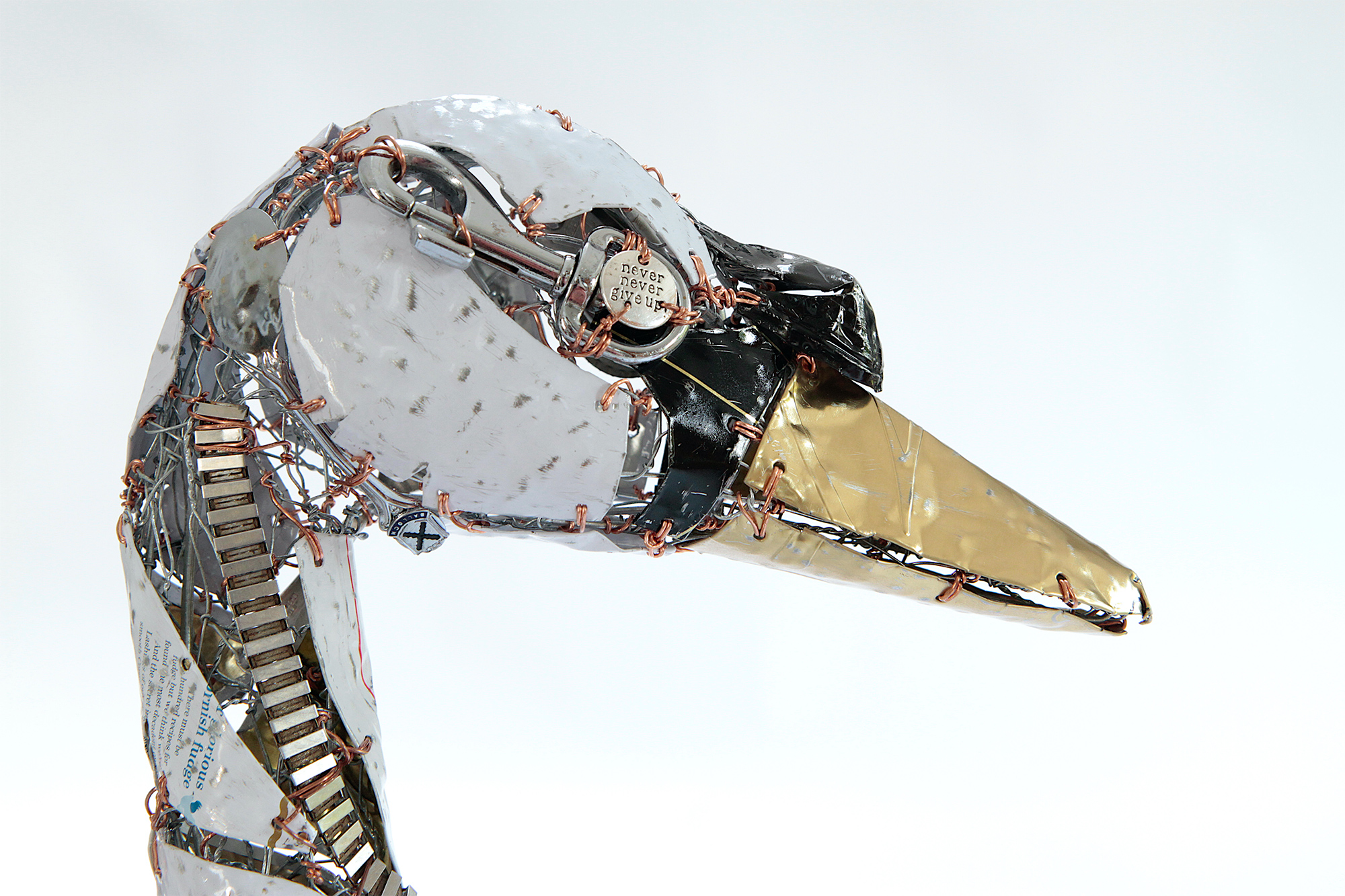 Recycled Scraps and Discarded Objects Are Fashioned Into an Eccentric Menagerie of Metal Animals | 国外美陈 美陈网站 美陈前沿 