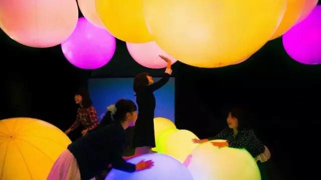 请你去看teamLab最新深圳展 - 美陈网站 美陈推荐 美陈网站 美陈前沿 