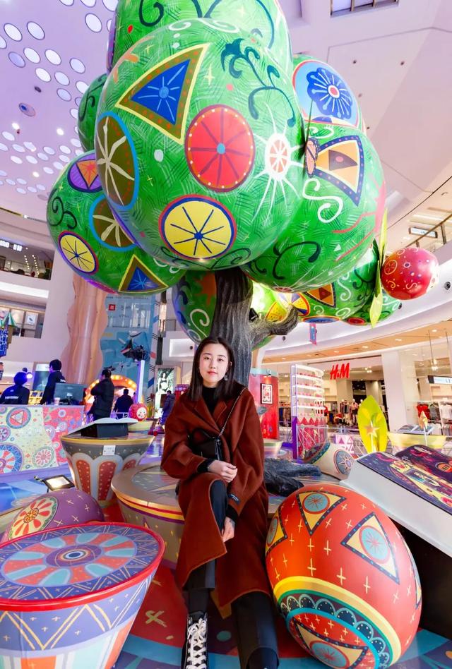 “爱有引力”全球首展！32㎡空间打造100000m³奇幻世界
