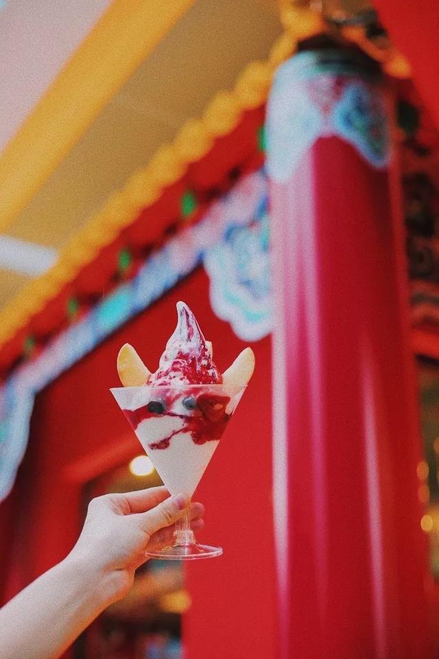 麦当劳故宫主题快闪店，来了