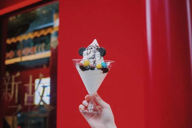 麦当劳故宫主题快闪店，来了
