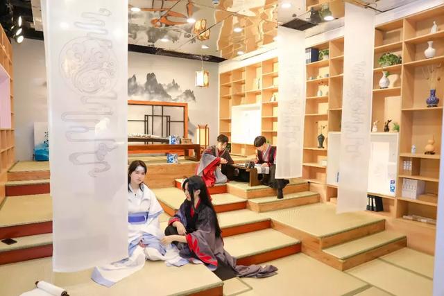 限时3周！可爱多×魔道祖师快闪店空降豫园，古风小哥哥等你来撩